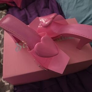 Sugar Thrillz Glossy Pink Heart Mules